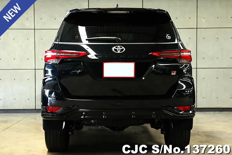 2022 Toyota / Fortuner Stock No. 137260