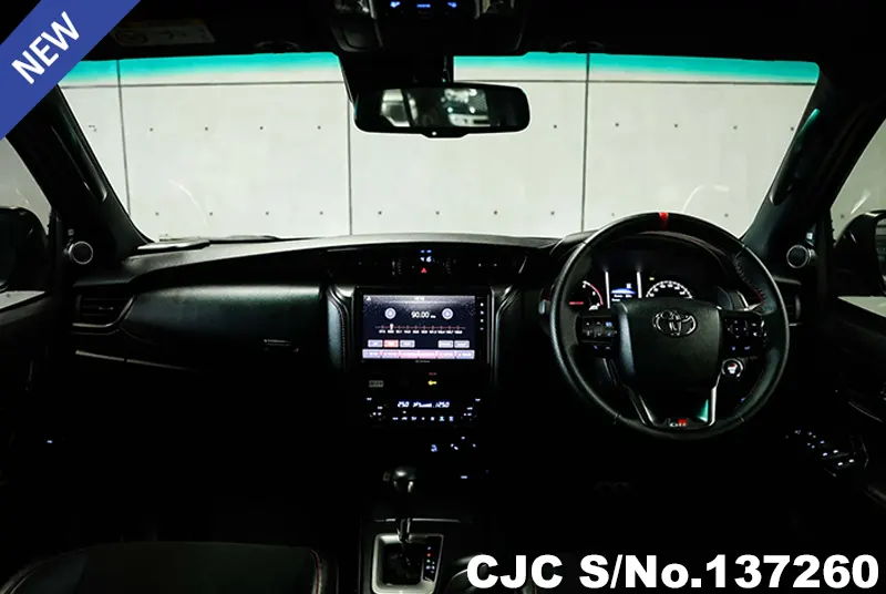 2022 Toyota / Fortuner Stock No. 137260