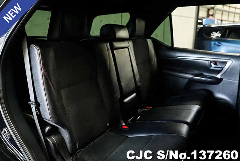 2022 Toyota / Fortuner Stock No. 137260
