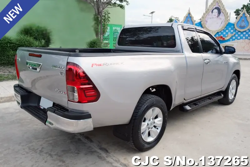2018 Toyota / Hilux / Revo Stock No. 137265