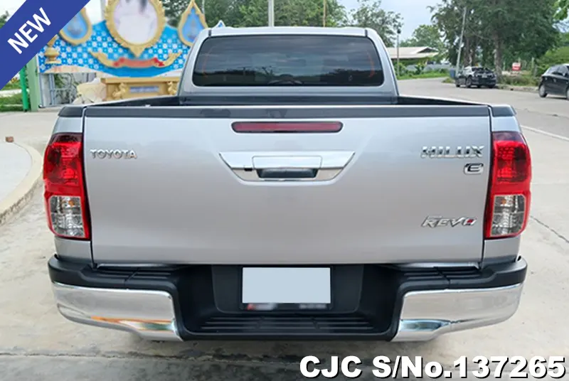 2018 Toyota / Hilux / Revo Stock No. 137265