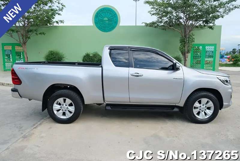 2018 Toyota / Hilux / Revo Stock No. 137265