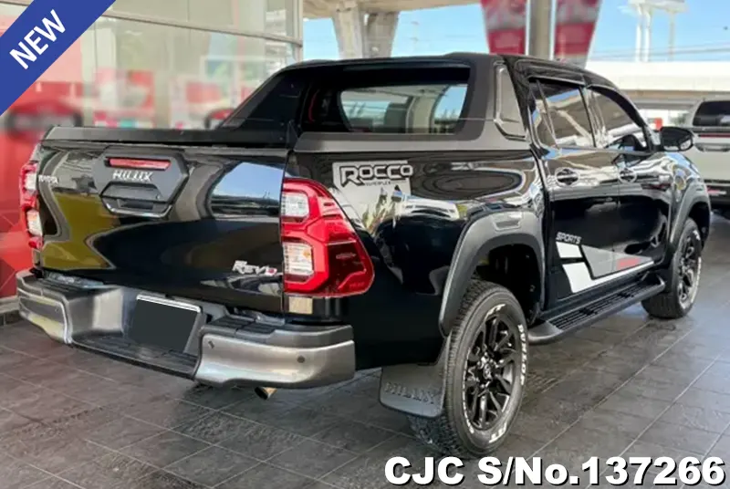 2021 Toyota / Hilux / Revo Rocco Stock No. 137266