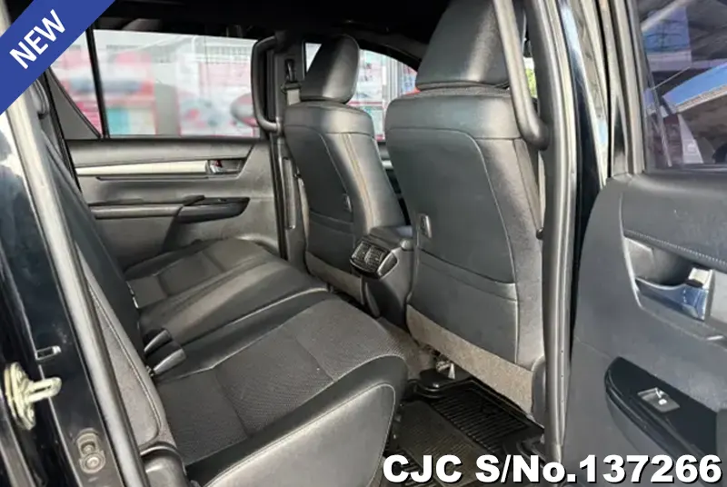 2021 Toyota / Hilux / Revo Rocco Stock No. 137266