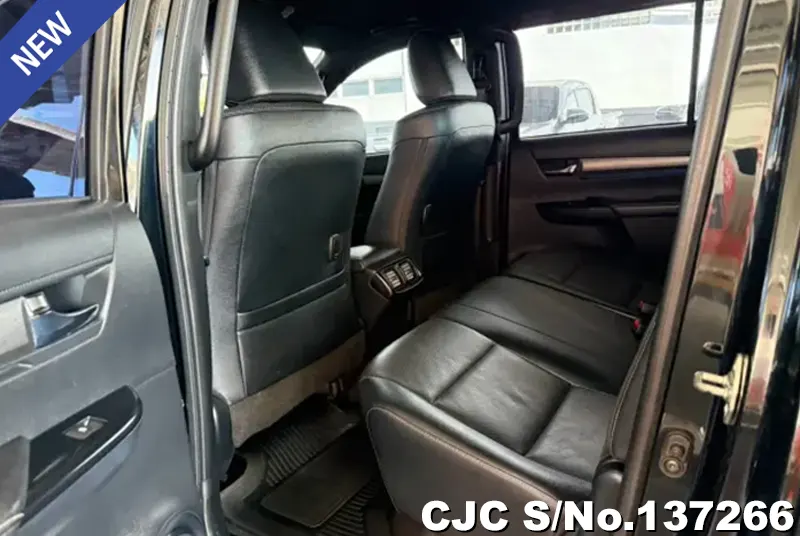 2021 Toyota / Hilux / Revo Rocco Stock No. 137266