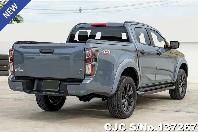 Isuzu D-Max in Gray for Sale Image 2