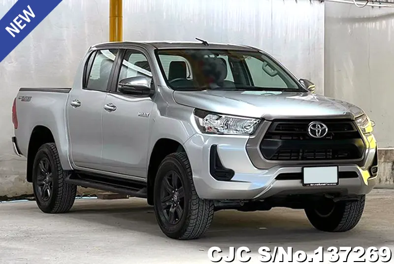 2021 Toyota / Hilux / Revo Stock No. 137269
