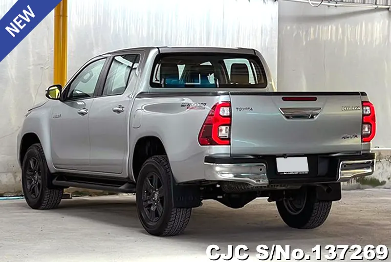 2021 Toyota / Hilux / Revo Stock No. 137269