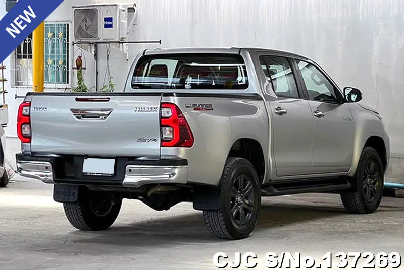 2021 Toyota / Hilux / Revo Stock No. 137269