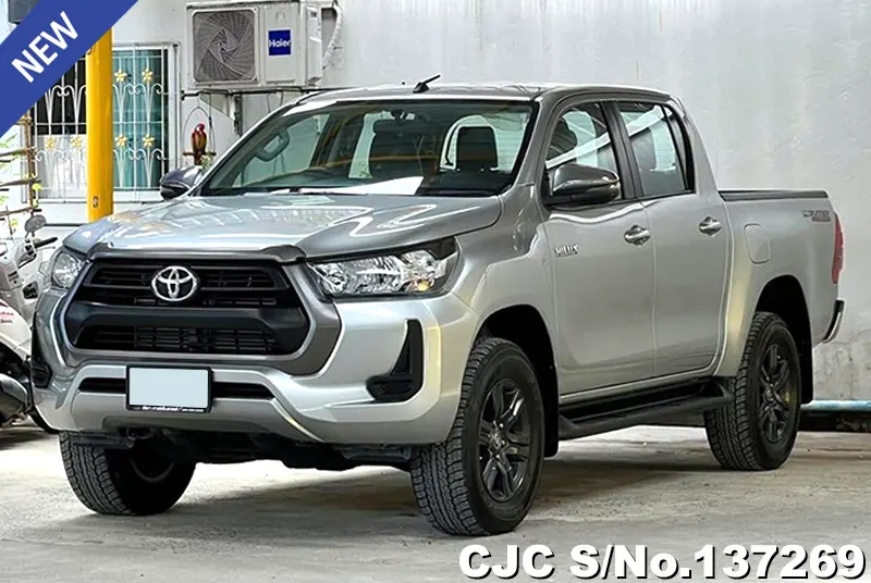 2021 Toyota / Hilux / Revo Stock No. 137269