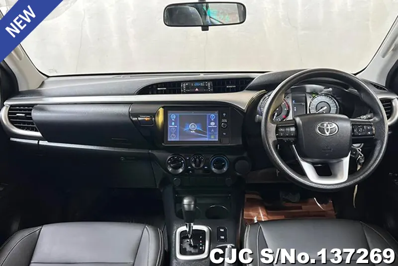 2021 Toyota / Hilux / Revo Stock No. 137269