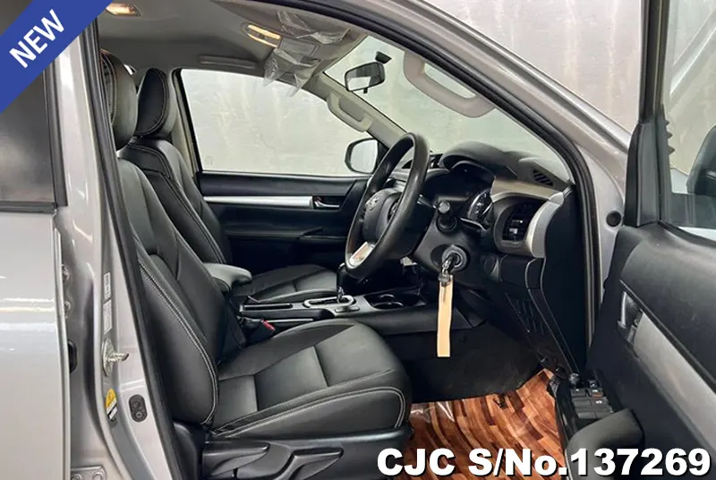 2021 Toyota / Hilux / Revo Stock No. 137269