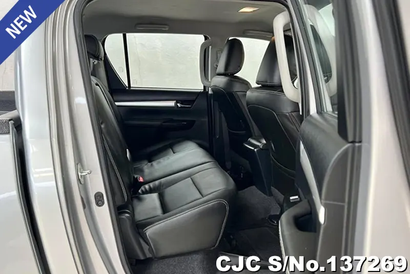 2021 Toyota / Hilux / Revo Stock No. 137269