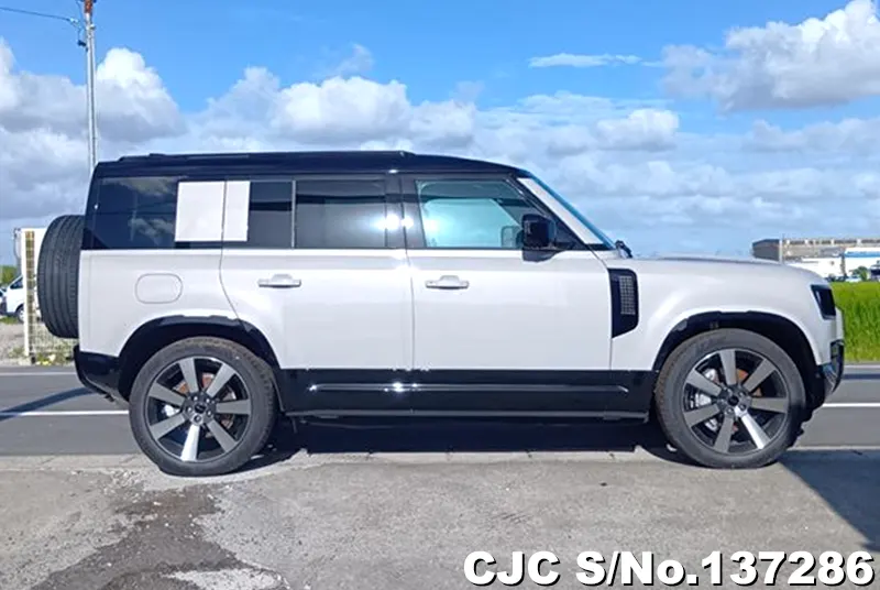 2026 Land Rover / Defender Stock No. 137286