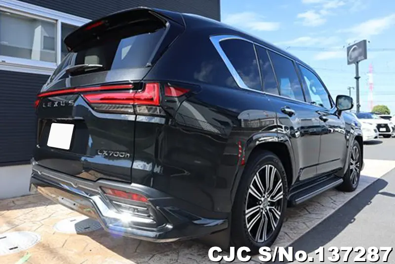 2026 Lexus / LX700H Stock No. 137287
