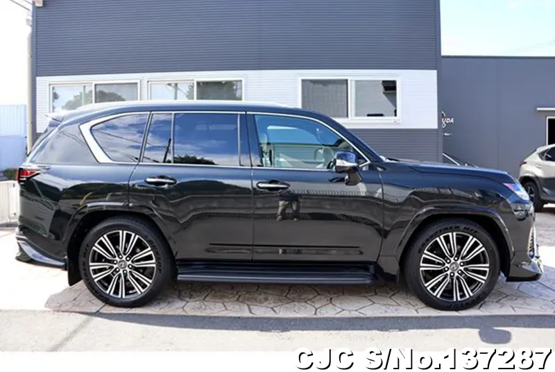 2026 Lexus / LX700H Stock No. 137287