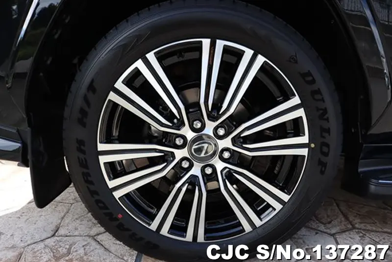 2026 Lexus / LX700H Stock No. 137287