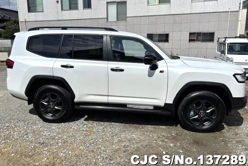 2025 Toyota / Land Cruiser Stock No. 137289