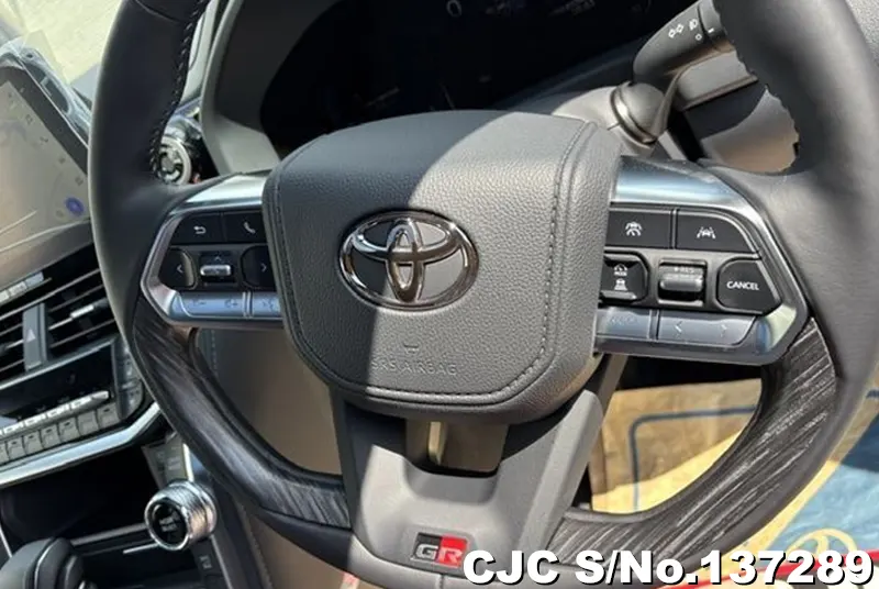 2025 Toyota / Land Cruiser Stock No. 137289