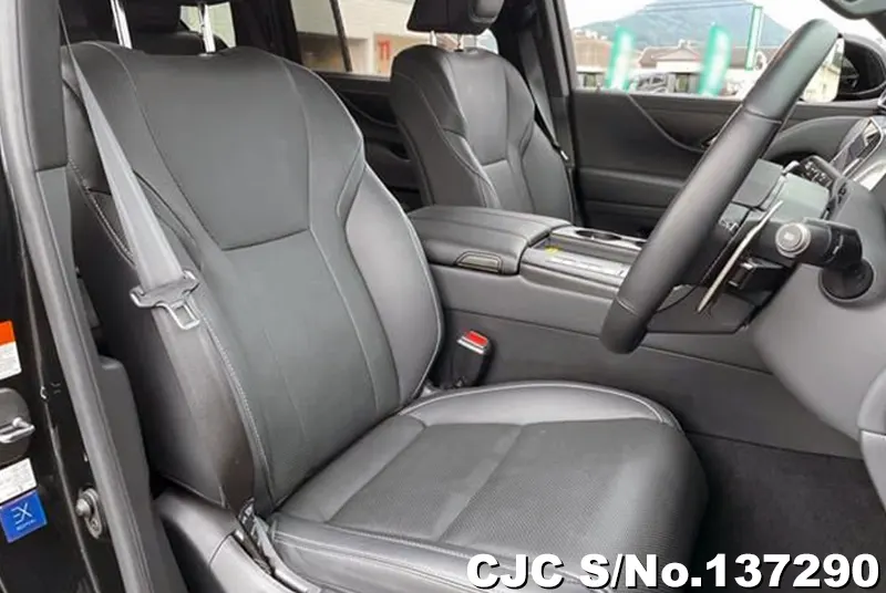 2025 Lexus / LX700H Stock No. 137290