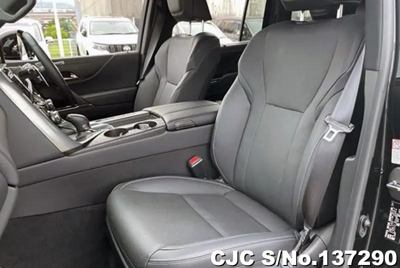 2025 Lexus / LX700H Stock No. 137290