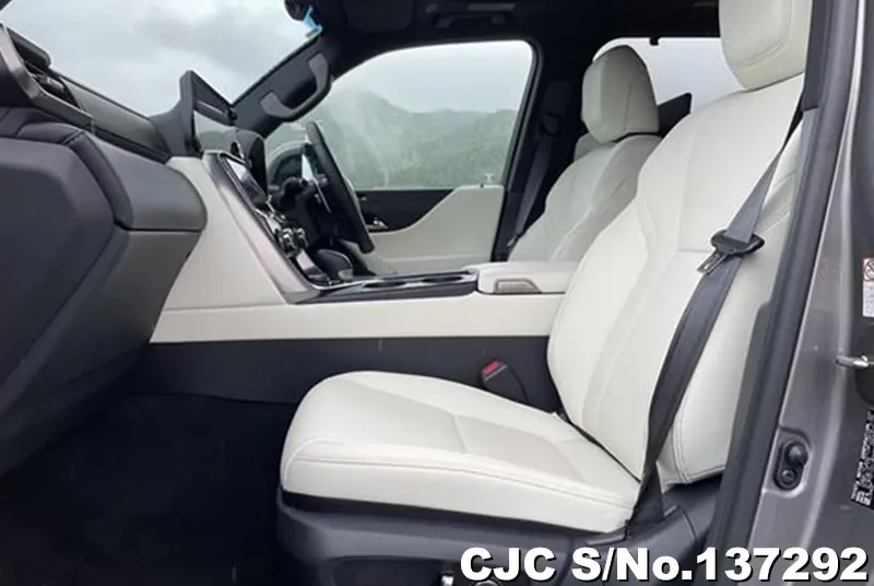 2025 Lexus / LX700H Stock No. 137292