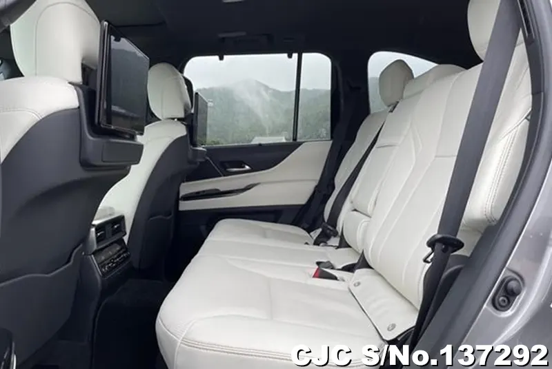 2025 Lexus / LX700H Stock No. 137292