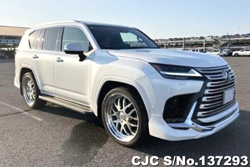 2025 Lexus / LX700H Stock No. 137293