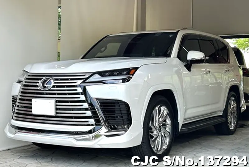 2025 Lexus / LX700H Stock No. 137294
