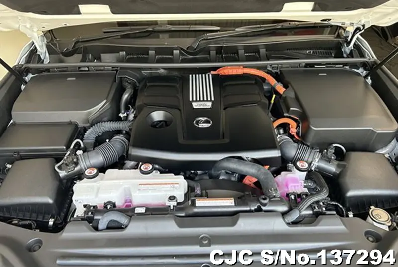 2025 Lexus / LX700H Stock No. 137294
