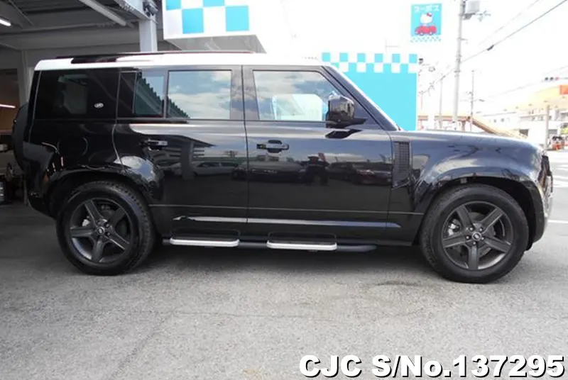 2024 Land Rover / Defender Stock No. 137295