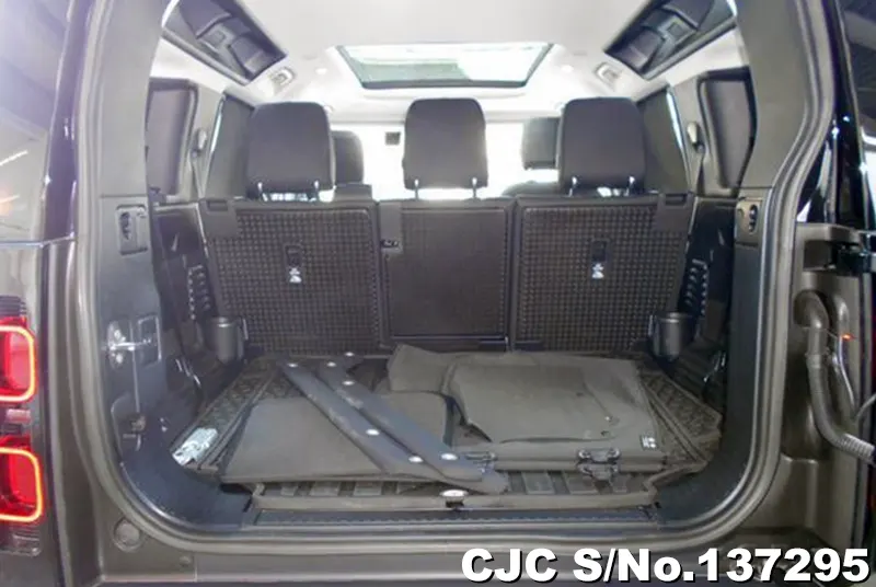 2024 Land Rover / Defender Stock No. 137295