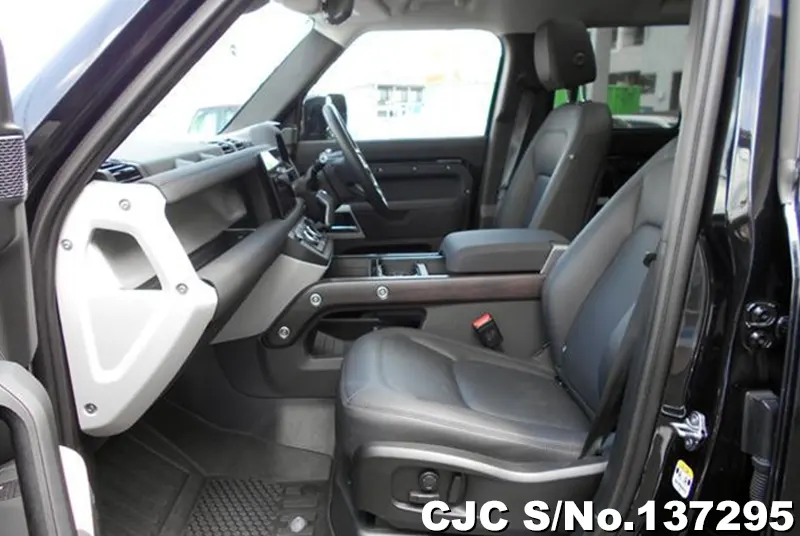 2024 Land Rover / Defender Stock No. 137295