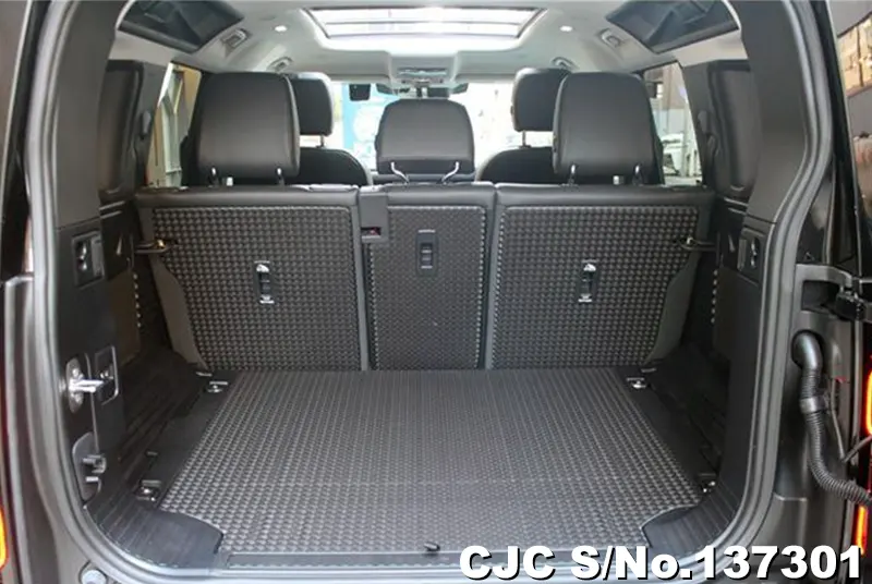 2023 Land Rover / Defender Stock No. 137301