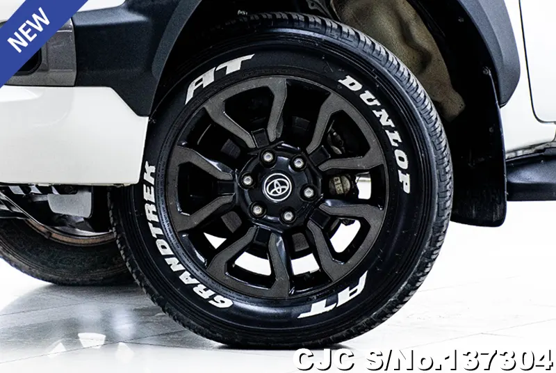 2022 Toyota / Hilux / Revo Rocco Stock No. 137304