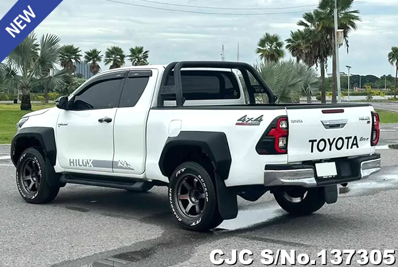 2021 Toyota / Hilux / Revo Stock No. 137305