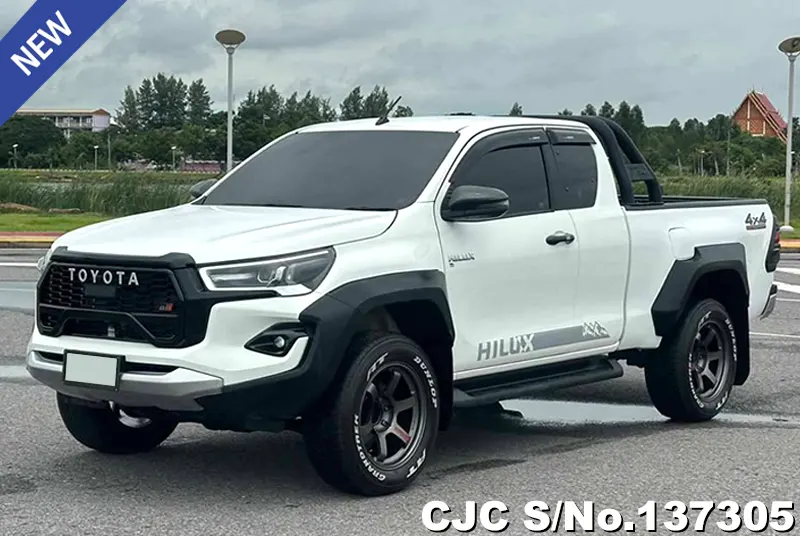 2021 Toyota / Hilux / Revo Stock No. 137305