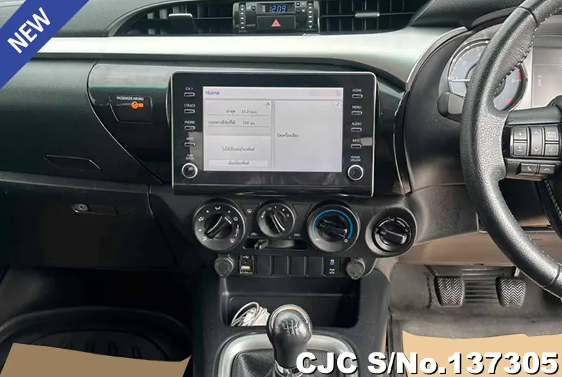 2021 Toyota / Hilux / Revo Stock No. 137305