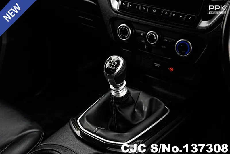 Isuzu D-Max in Black for Sale Image 11