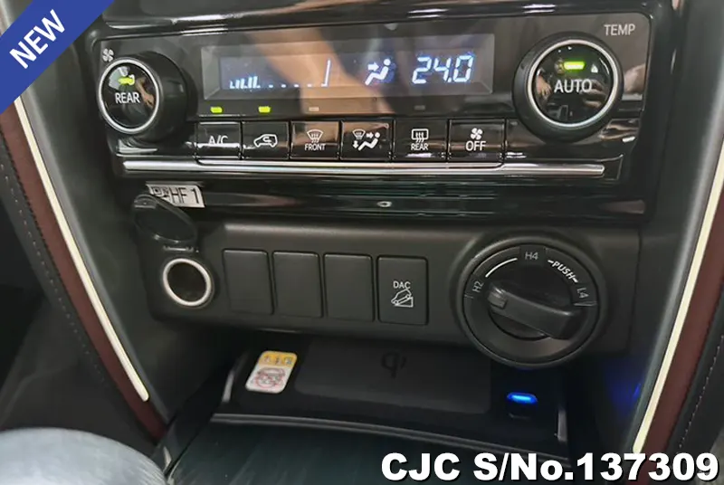 2021 Toyota / Fortuner Stock No. 137309