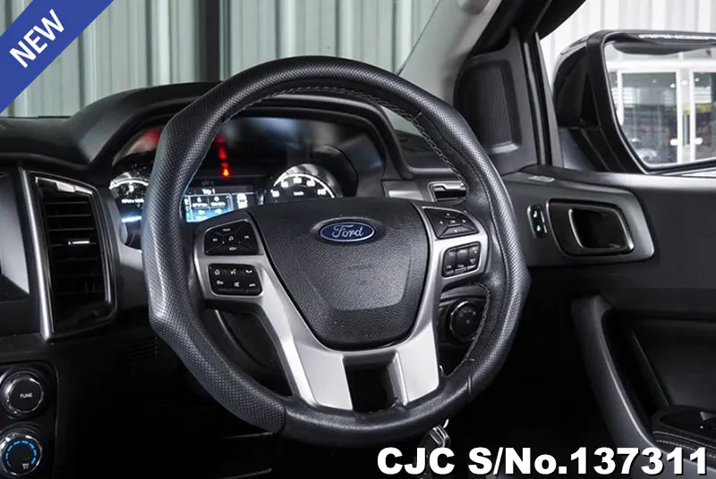 Ford Ranger in Black for Sale Image 9