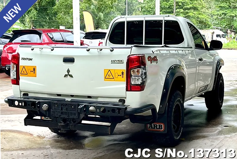 2020 Mitsubishi / Triton Stock No. 137313