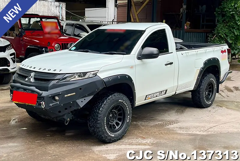 2020 Mitsubishi / Triton Stock No. 137313