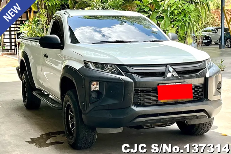 2022 Mitsubishi / Triton Stock No. 137314