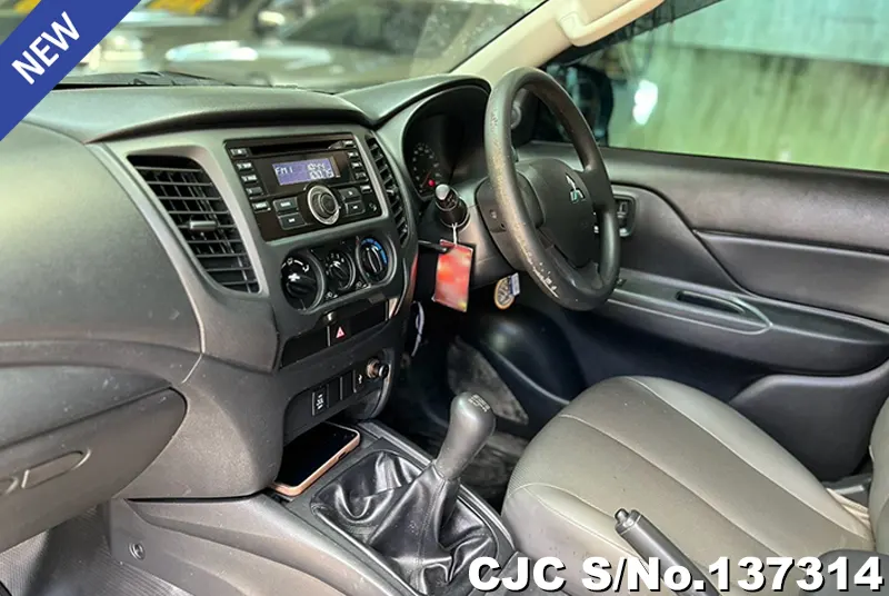 2022 Mitsubishi / Triton Stock No. 137314