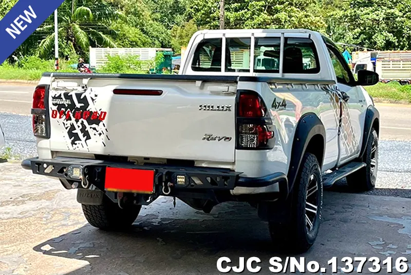 2020 Toyota / Hilux / Revo Stock No. 137316