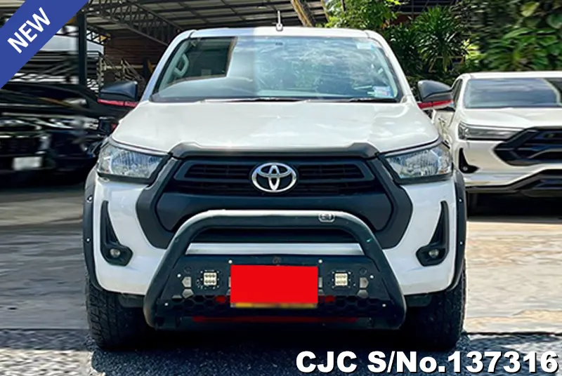 2020 Toyota / Hilux / Revo Stock No. 137316