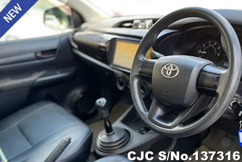 2020 Toyota / Hilux / Revo Stock No. 137316
