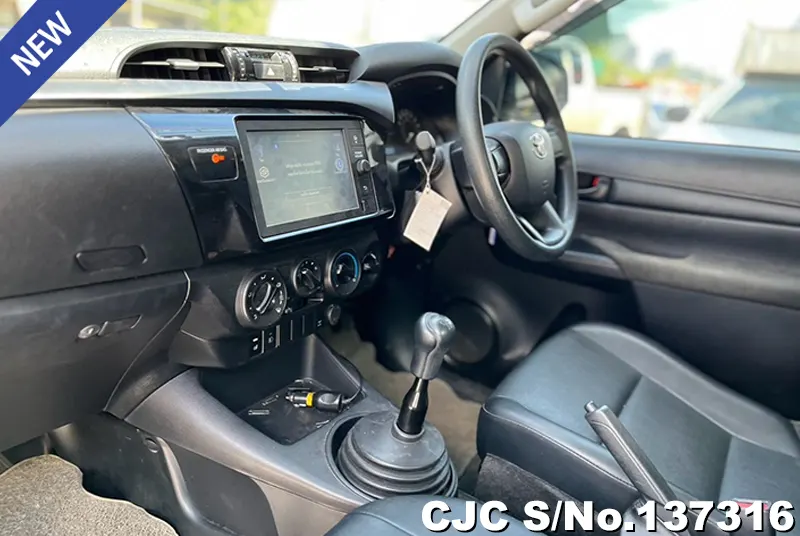 2020 Toyota / Hilux / Revo Stock No. 137316