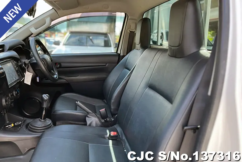 2020 Toyota / Hilux / Revo Stock No. 137316